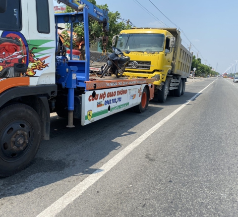 Cứu hộ giao thông Long Khánh gọi ngay 0962.702.702
